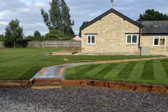 Oxford-Turf-e1648940960294